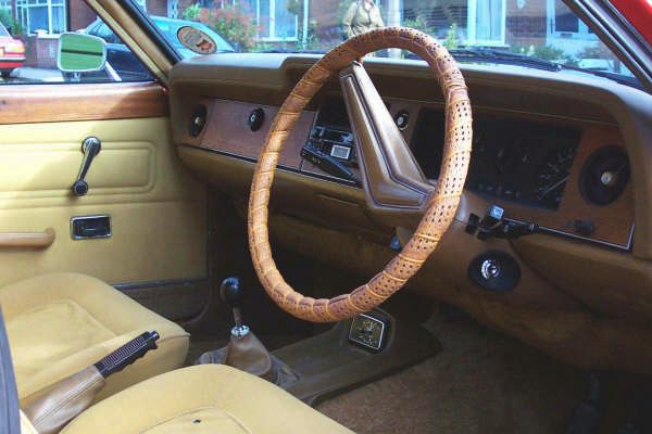 1975 Ford Cortina Image 3