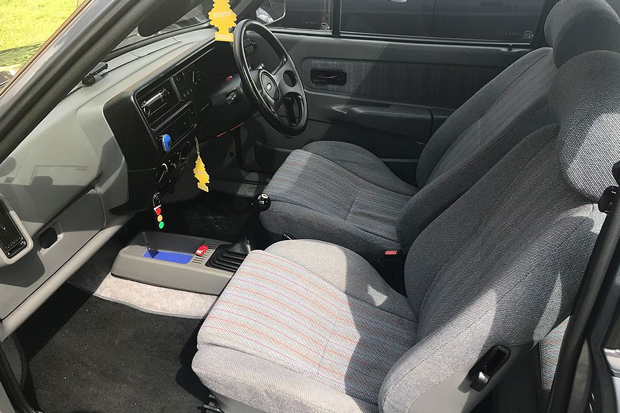 1988 Ford Fiesta Image 5
