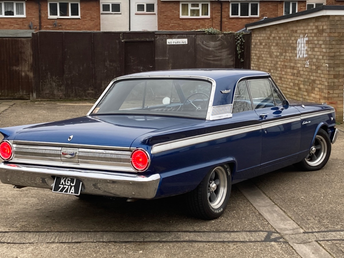 1963 Ford Fairlane Image 2