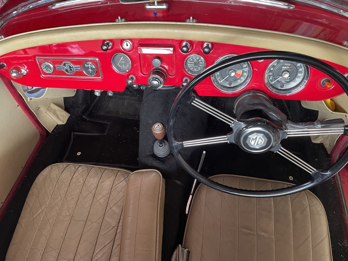 1960 MG MGA Roadster Image 3
