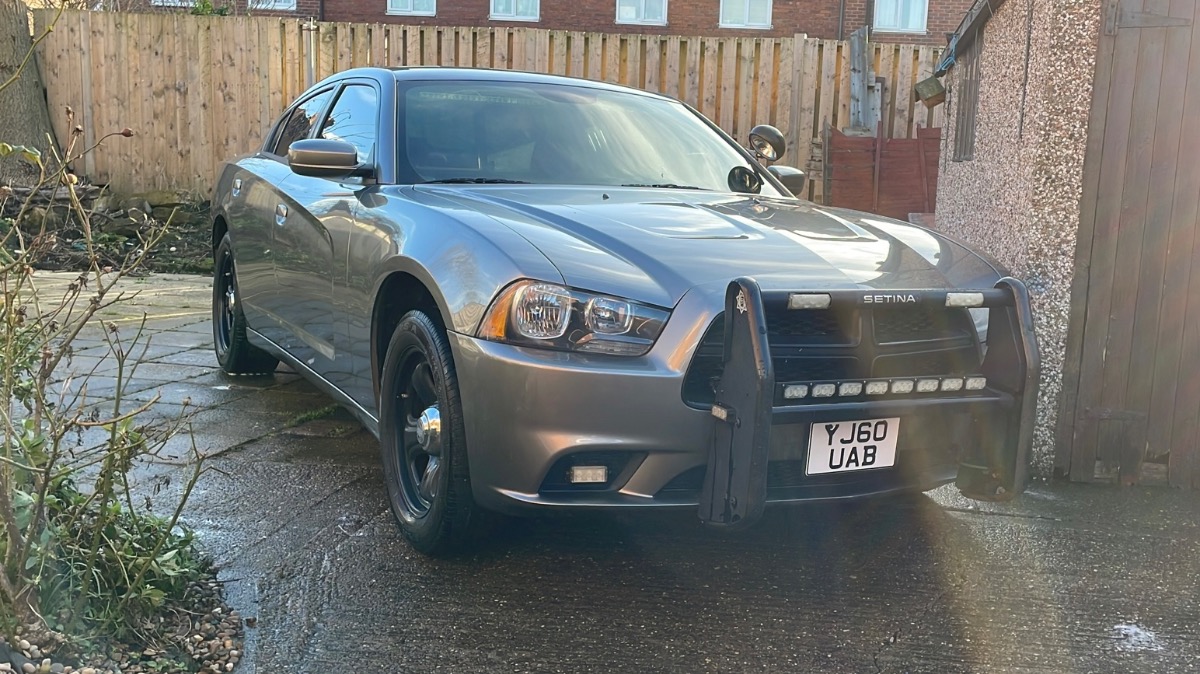 2011 Dodge Charger Image 1