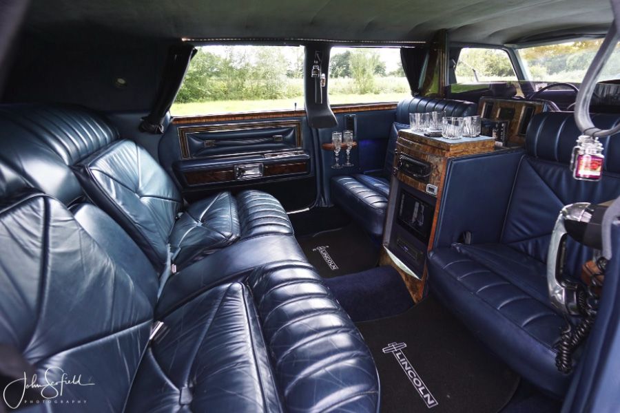 1977 Lincoln Town Car Image 6