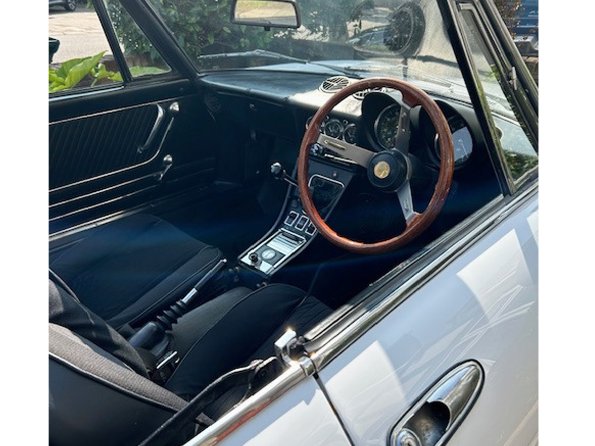 1973 Alfa Romeo Spider Image 3