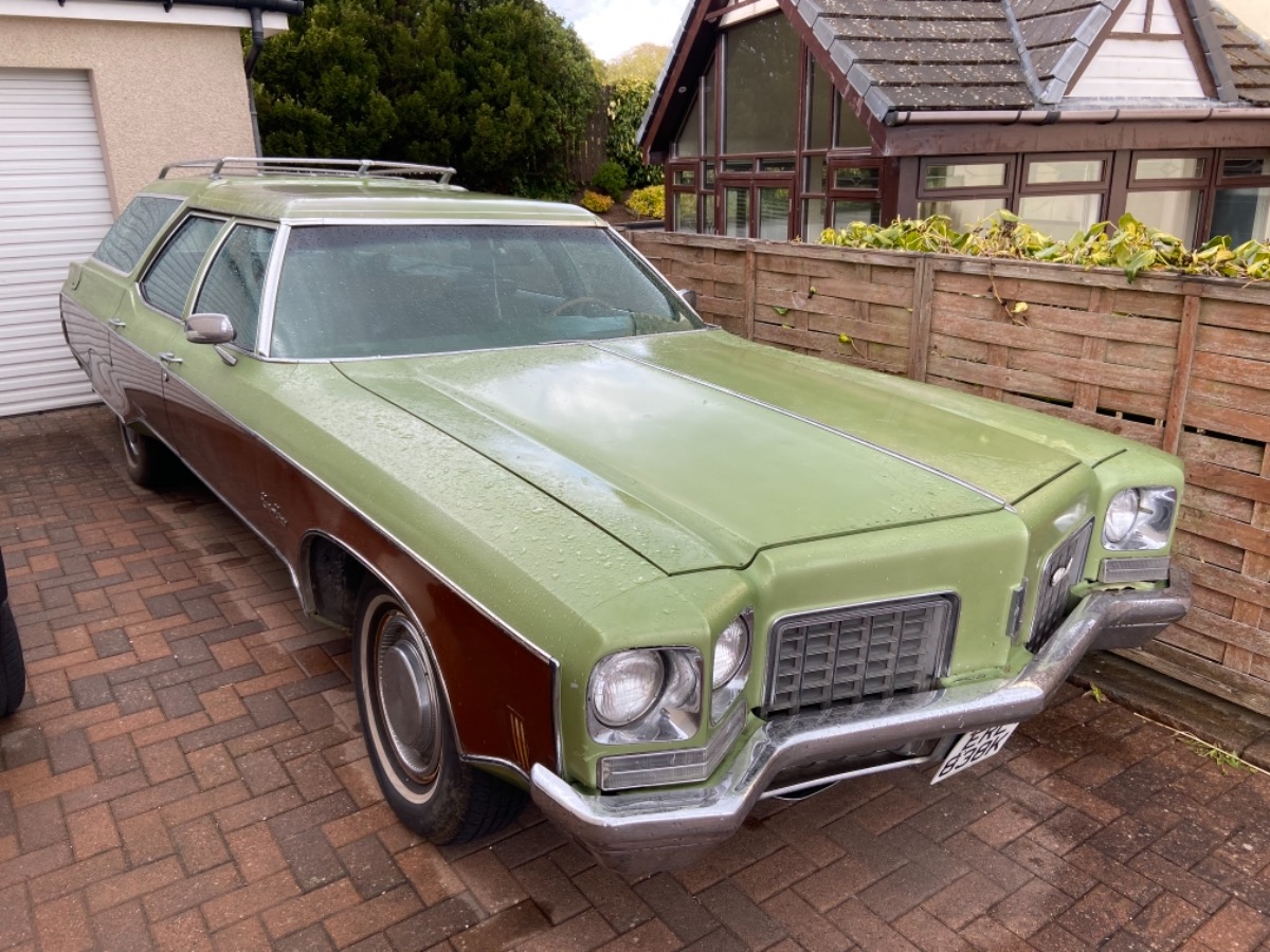 1972 Oldsmobile Custom Cruiser Image 1