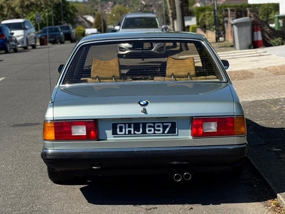1982 BMW 7 Series Image 2