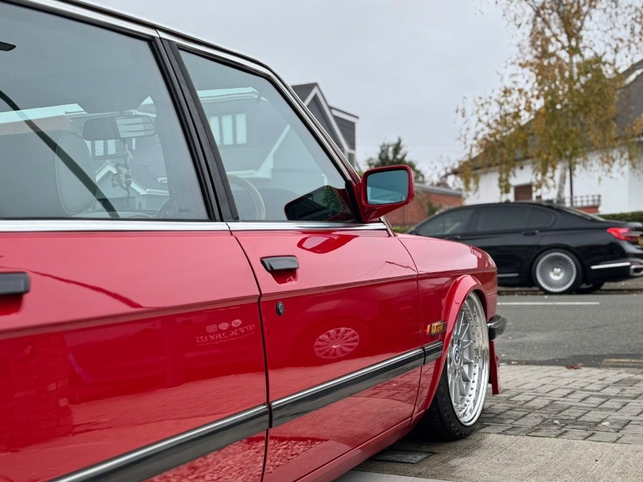 1986 BMW 5 Series Image 3