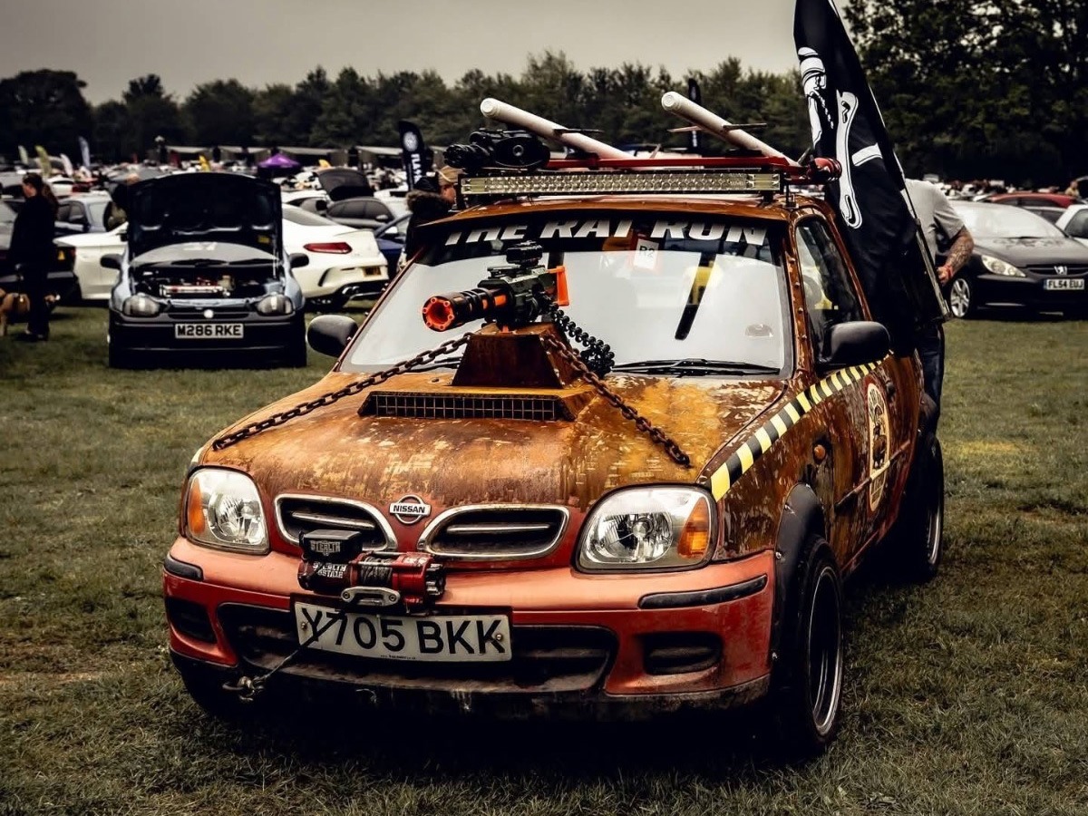 2000 Nissan Micra Image 3