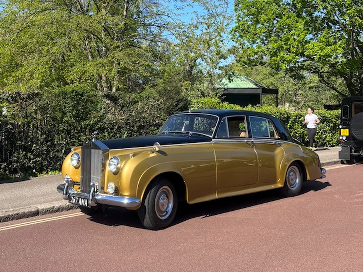 1957 Rolls-Royce Silver Cloud Image 4