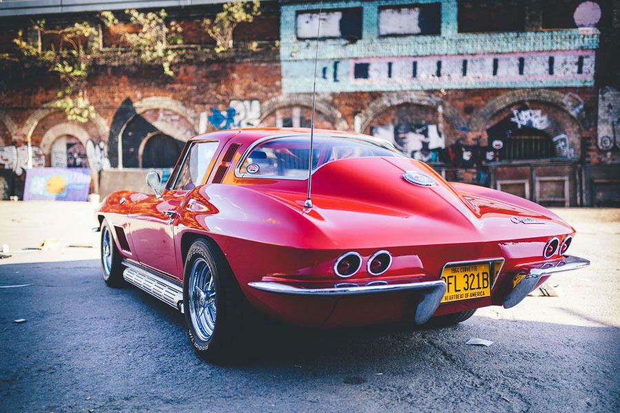 1964 Chevrolet Corvette Image 3
