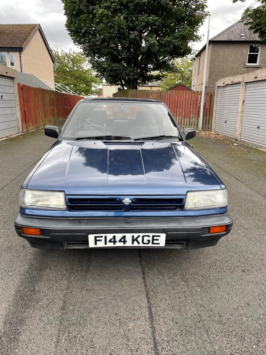 1989 Nissan Bluebird Image 1