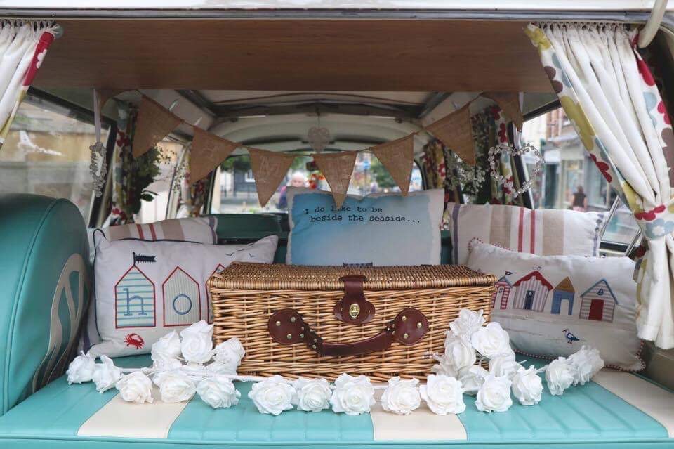 1975 Volkswagen T2 Camper Van / Bus Image 3