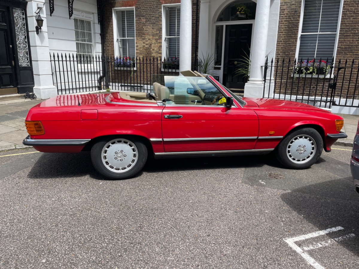 1989 Mercedes-Benz 300SL Image 14