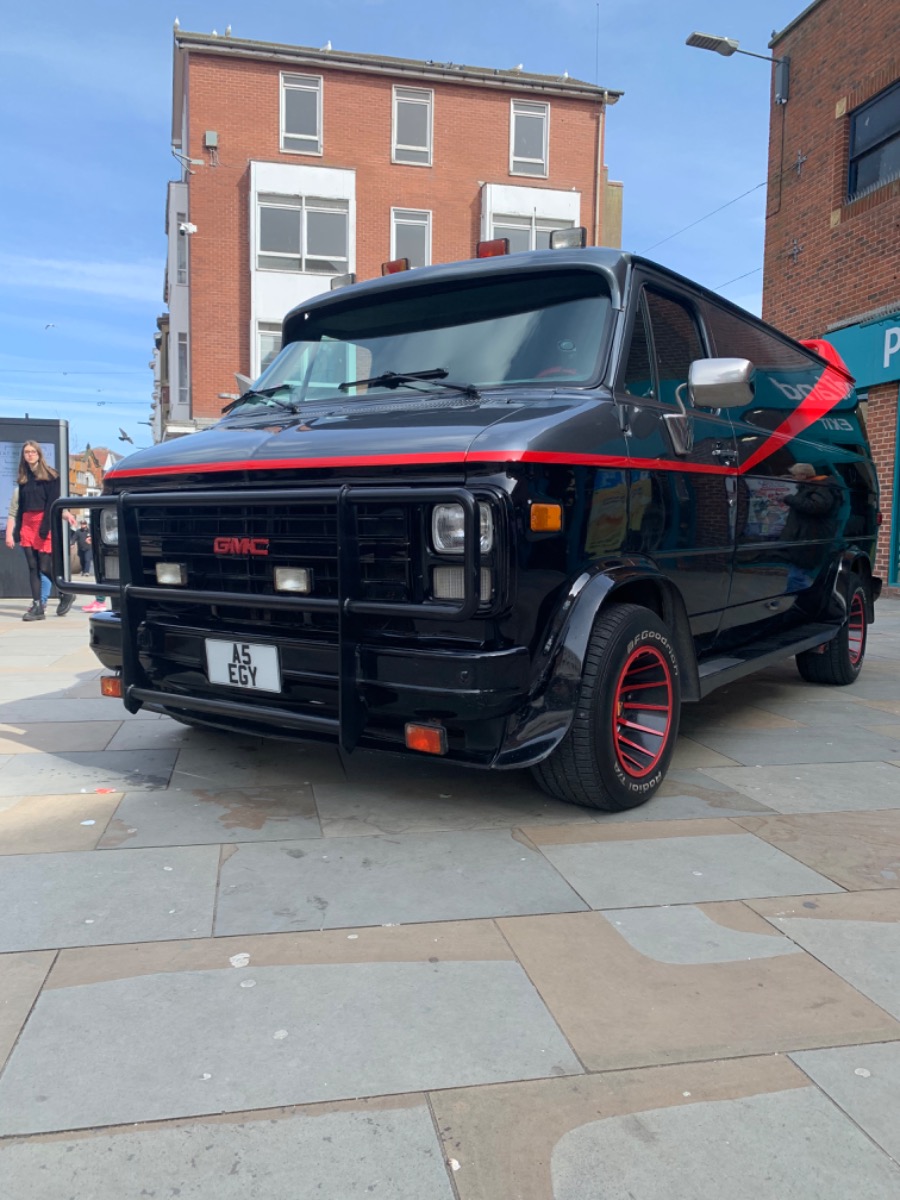 1988 GMC G20 Image 16