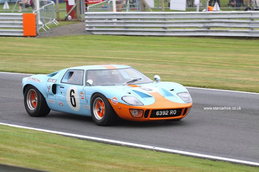 1988 Ford GT40 Image 3