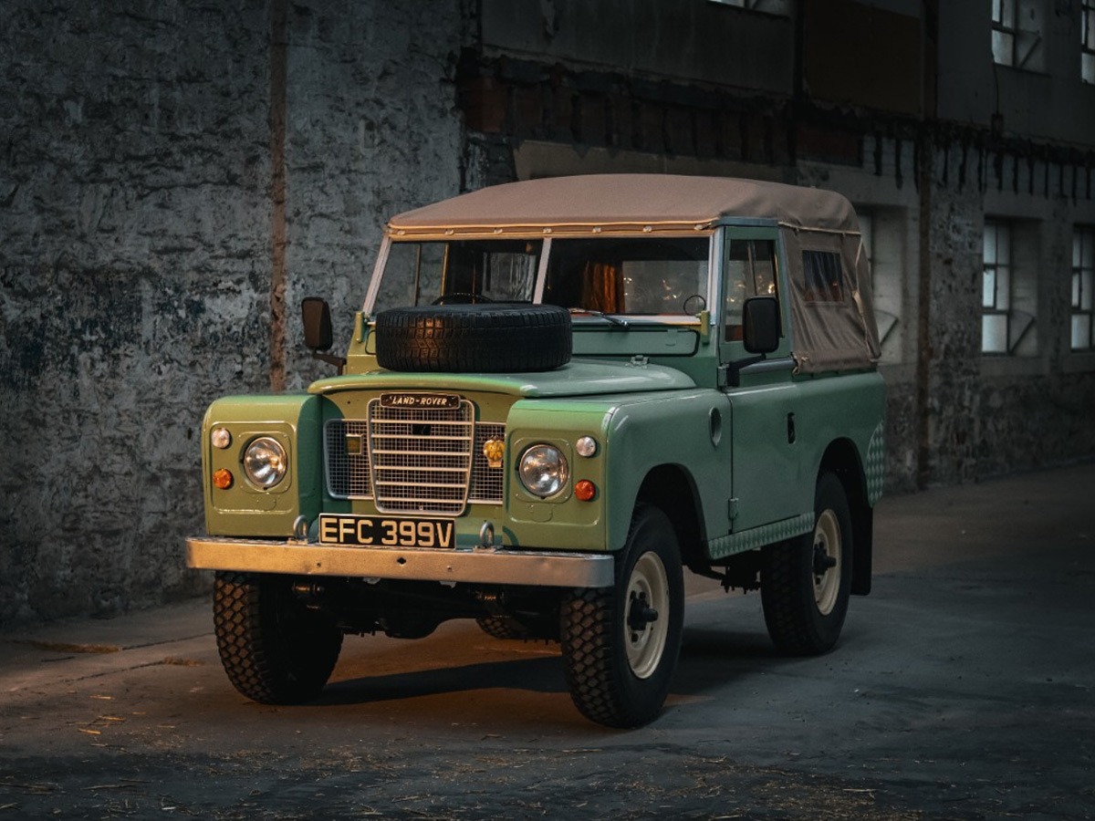 1980 Land Rover 88 Image 1