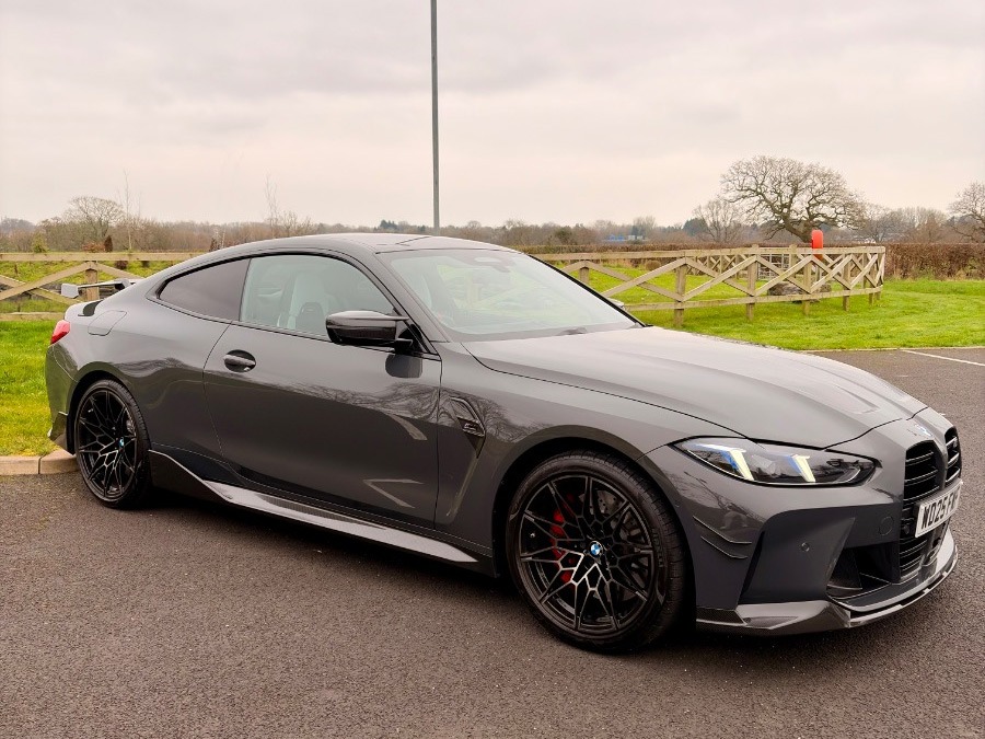 2025 BMW M4 Image 1