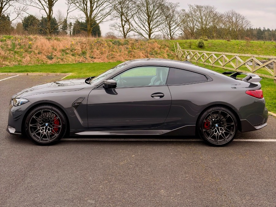 2025 BMW M4 Image 2