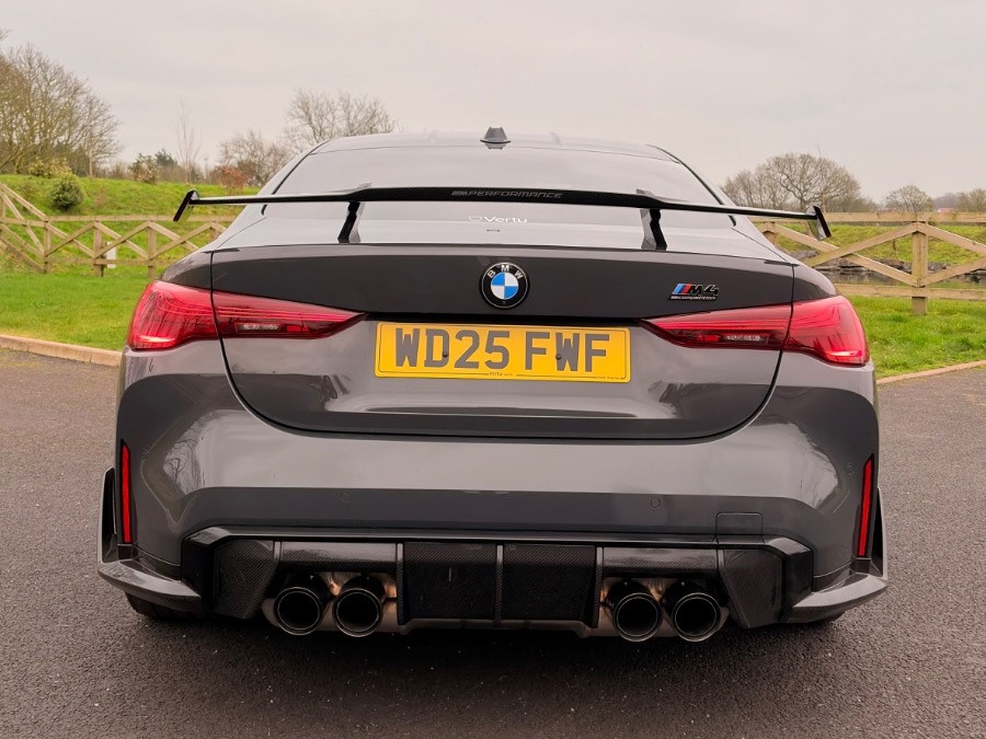2025 BMW M4 Image 7
