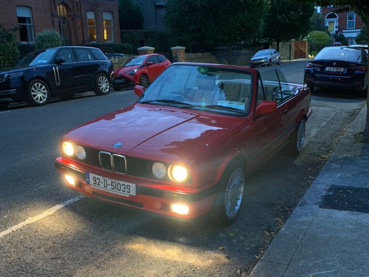 1992 BMW 3 Series Image 9