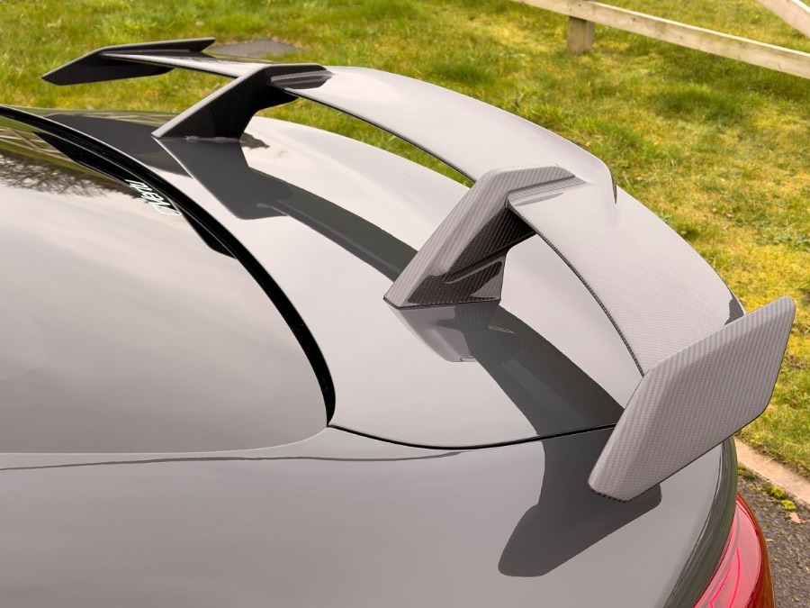 2025 BMW M4 Image 10