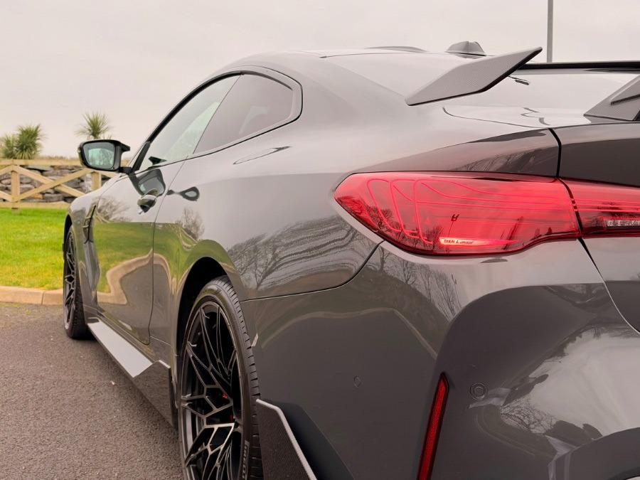 2025 BMW M4 Image 8