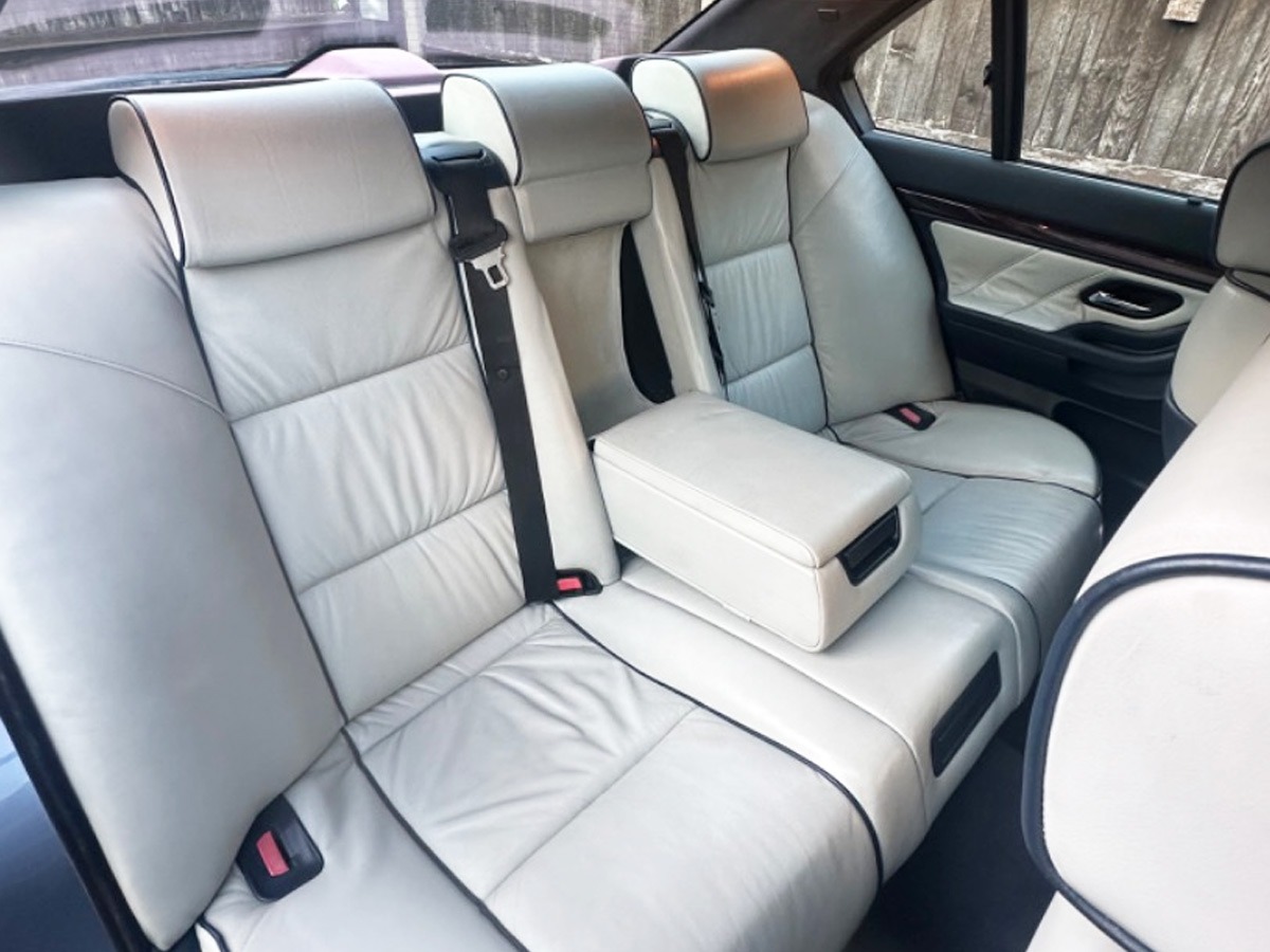 2000 BMW 7 Series Image 6