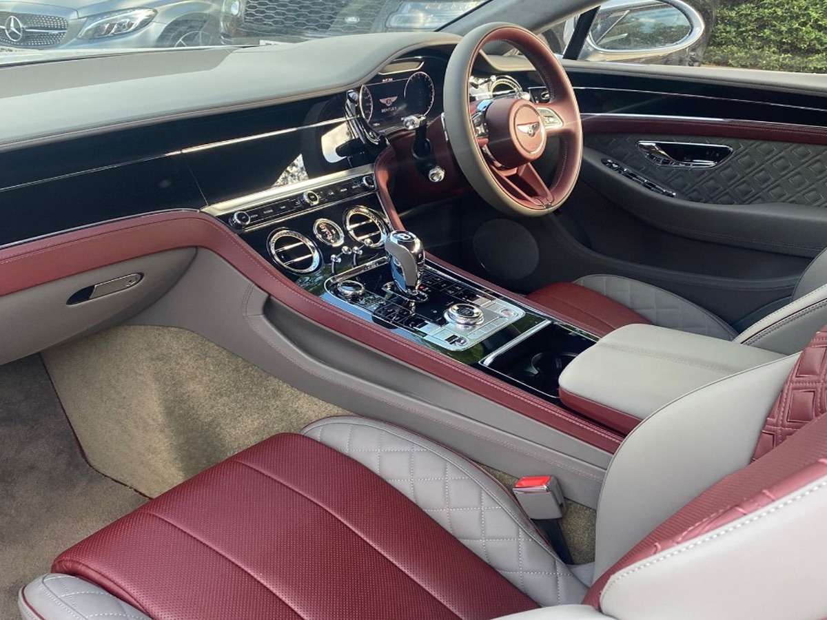 2022 Bentley Continental Gt Image 9