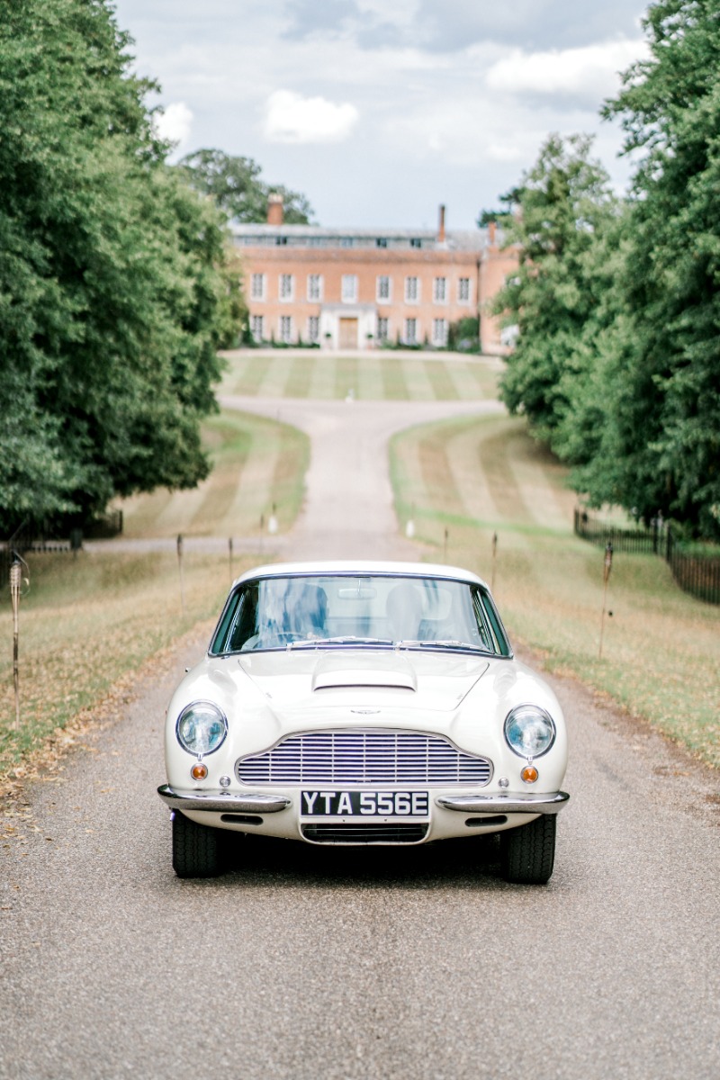 1966 Aston Martin DB6 Image 4
