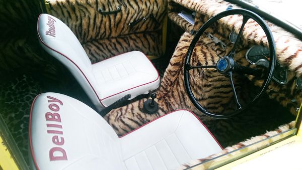 1971 Reliant Regal Supervan Image 4