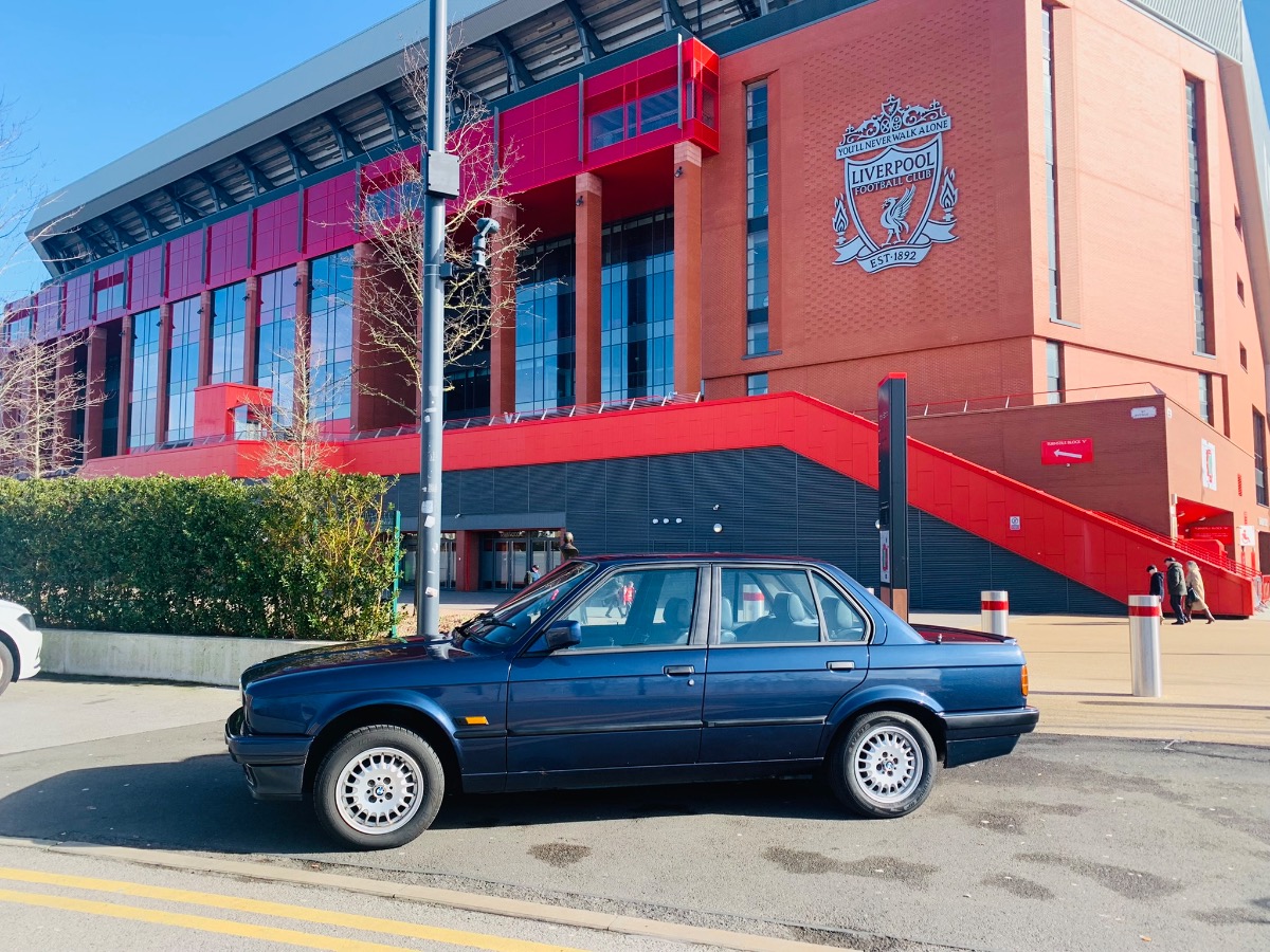 1991 BMW 3 Series Image 2