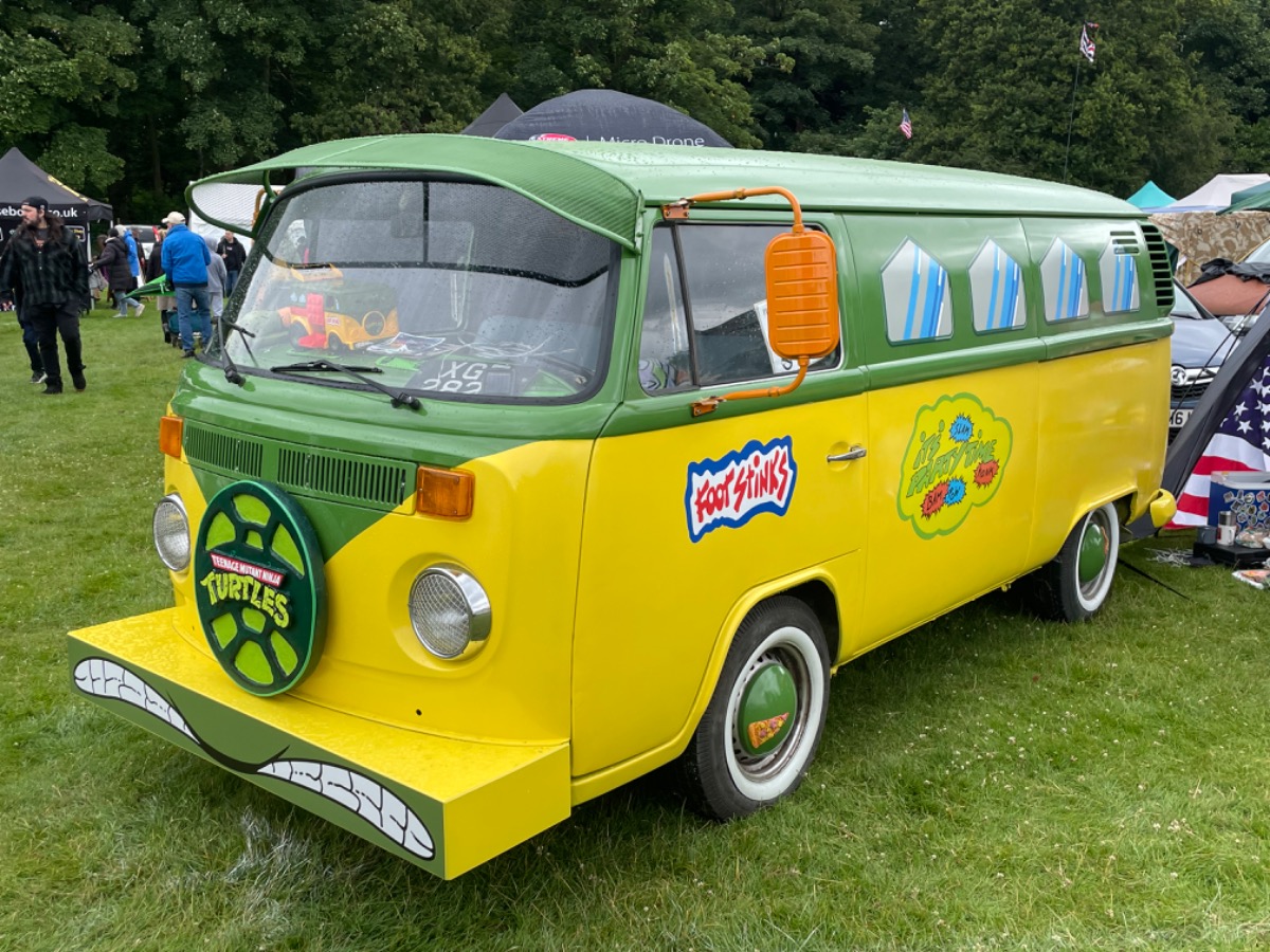 1973 Volkswagen T2 Camper Van / Bus Image 4