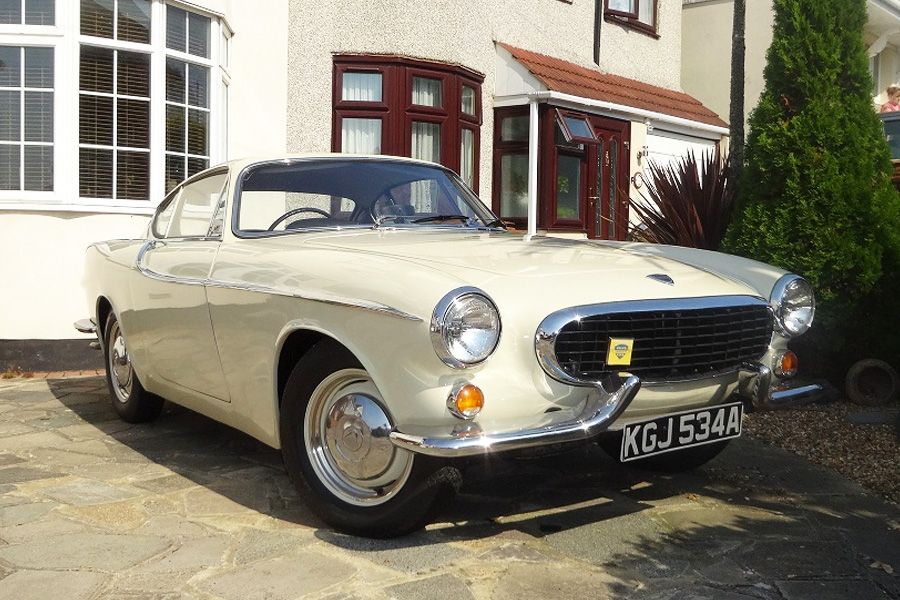 1963 Volvo P1800 Image 1