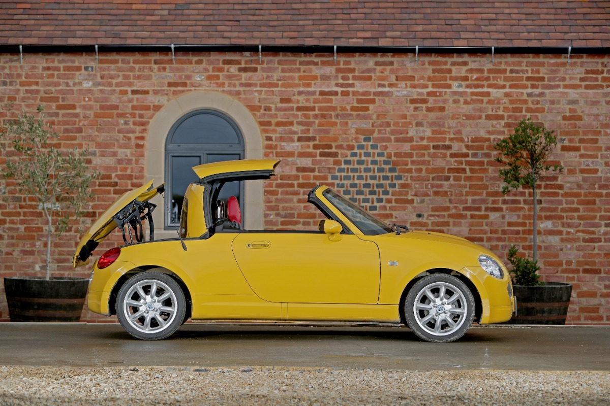2003 Daihatsu Copen Image 2