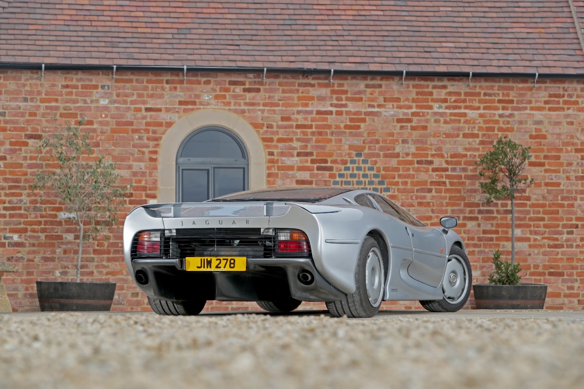 1992 Jaguar XJ Image 3