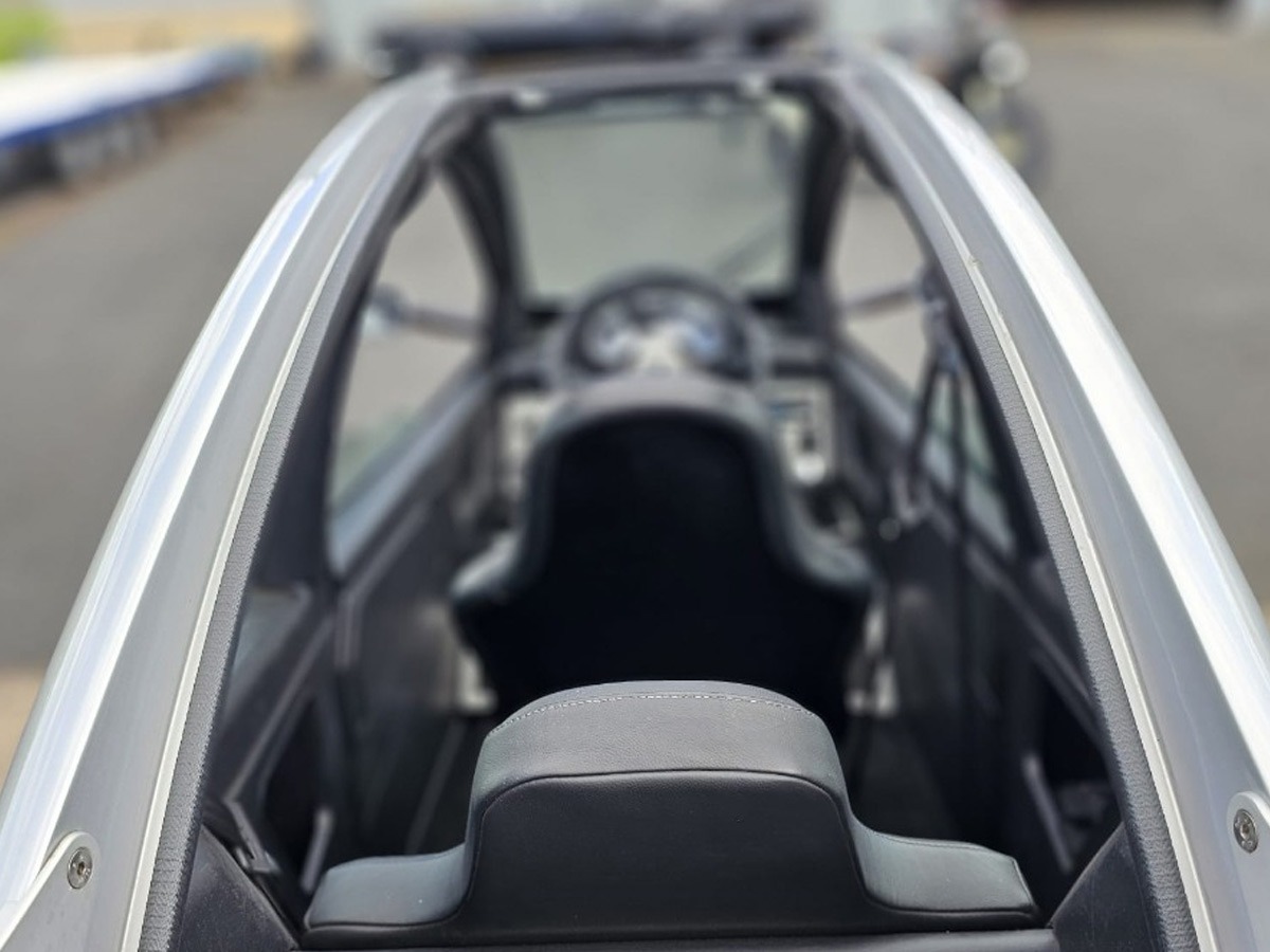 2008 Carver One Image 8