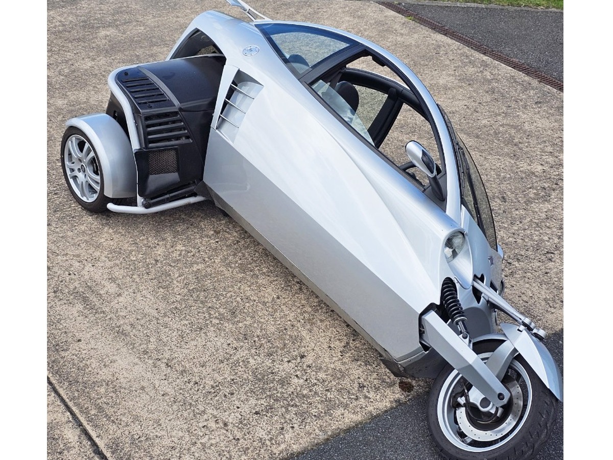 2008 Carver One Image 5