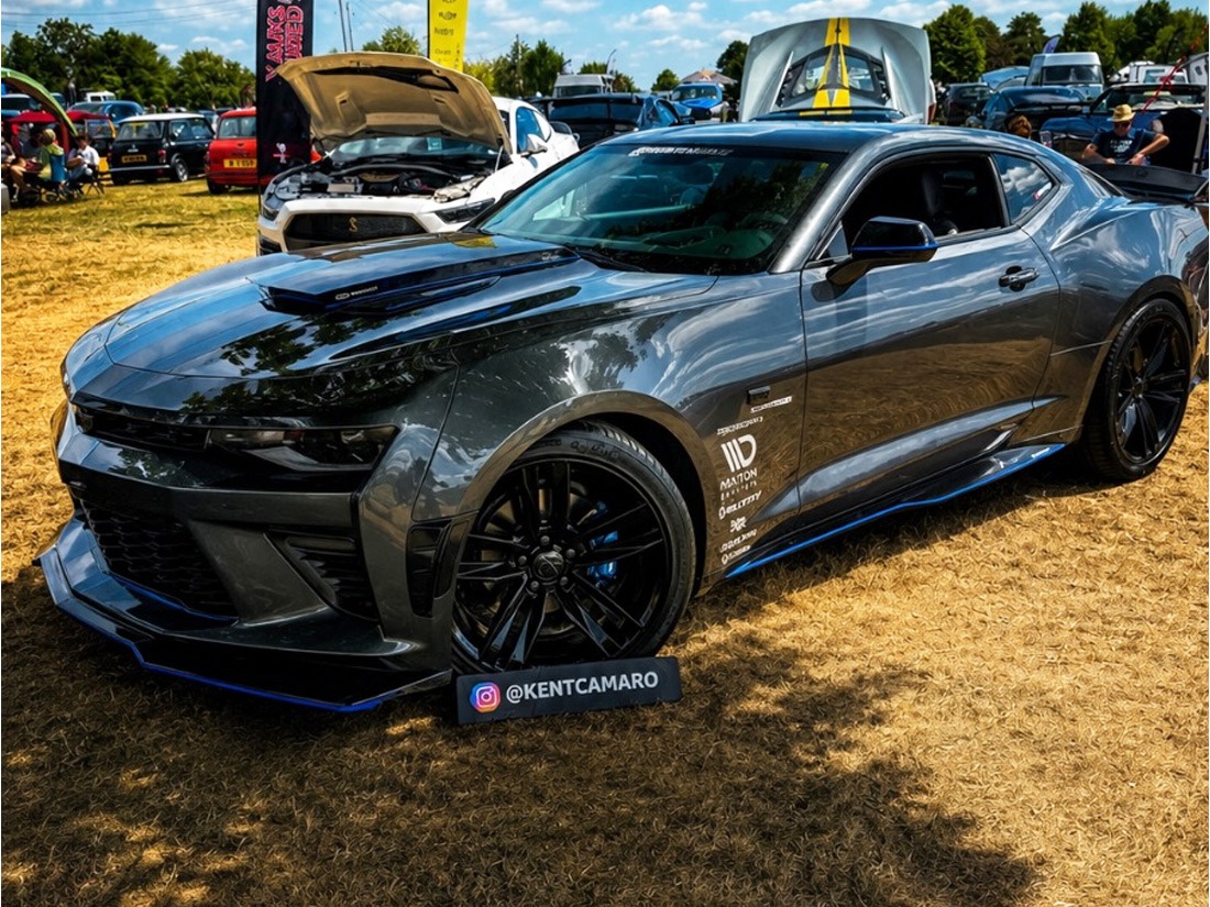 2018 Chevrolet Camaro Image 3