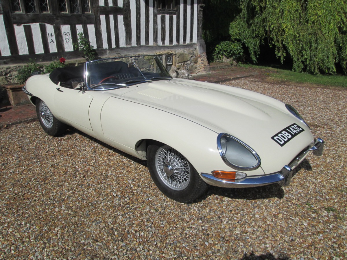 1965 Jaguar E-Type Image 3