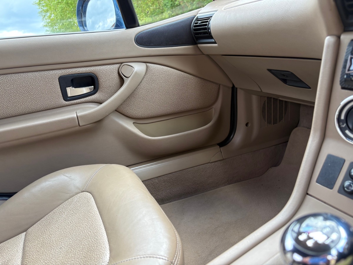 1999 BMW Z3 Image 24