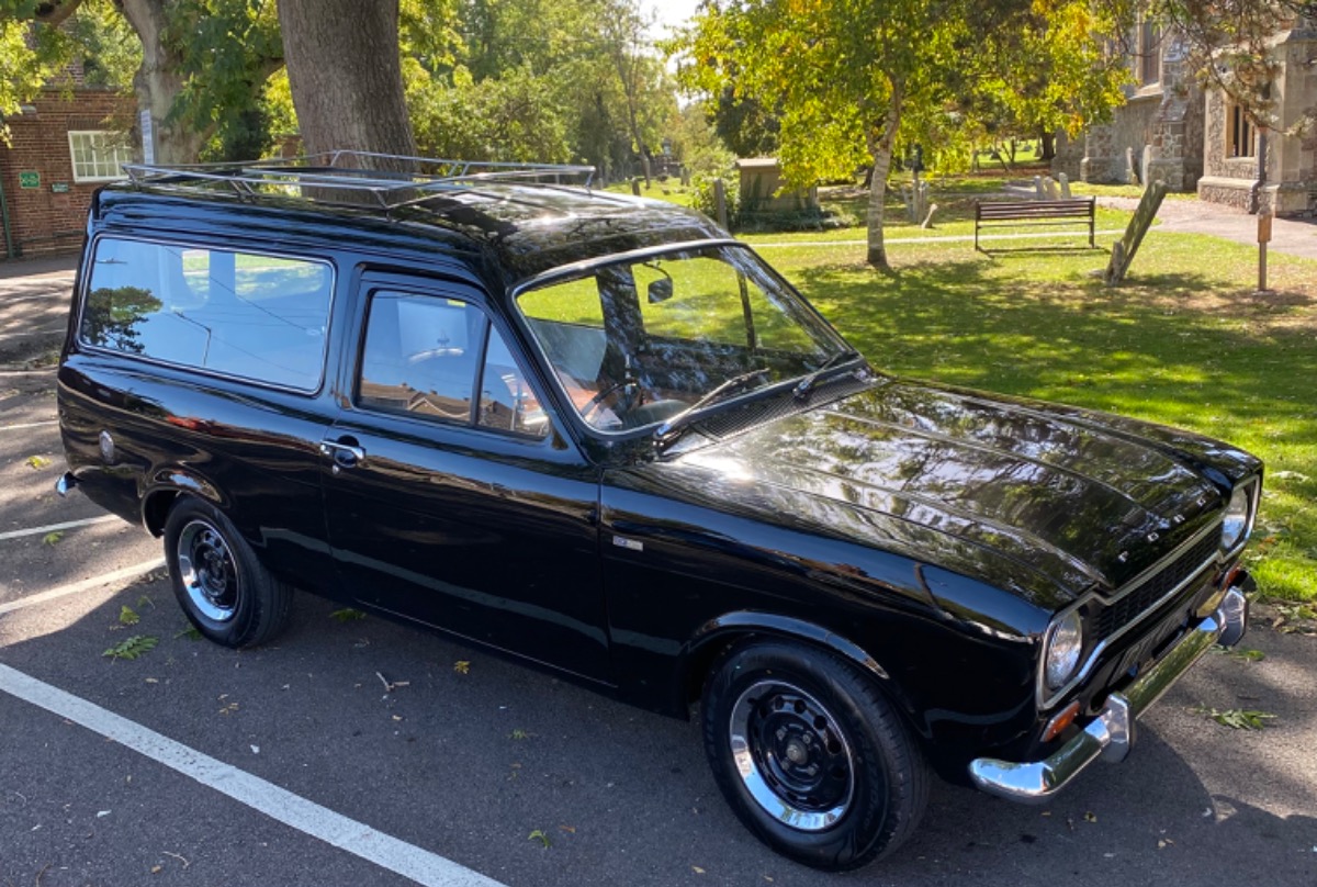 1973 Ford Escort Image 1