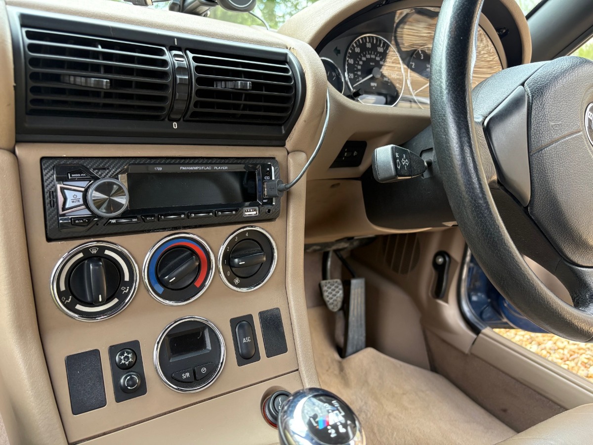 1999 BMW Z3 Image 17