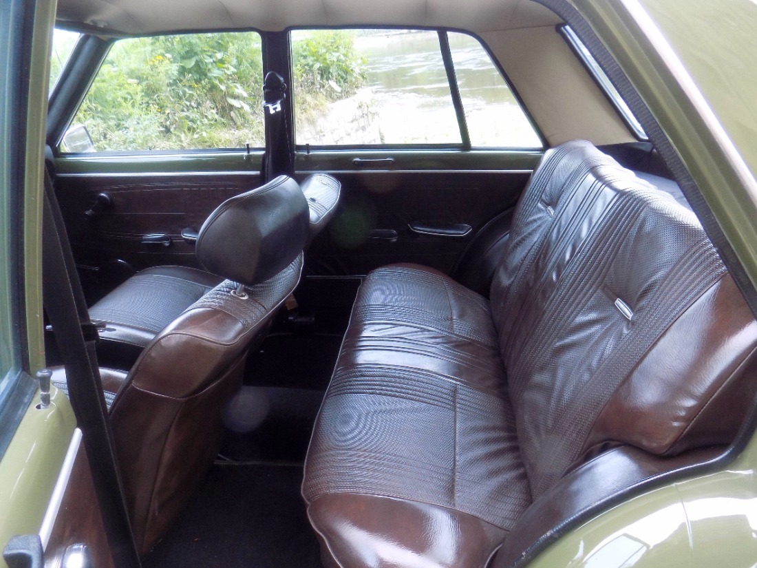 1971 Datsun 510 Image 8