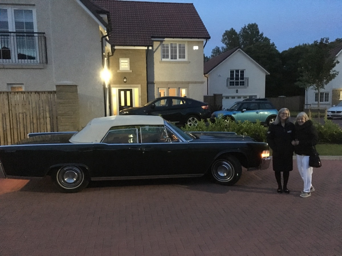 1965 Lincoln Continental Image 4