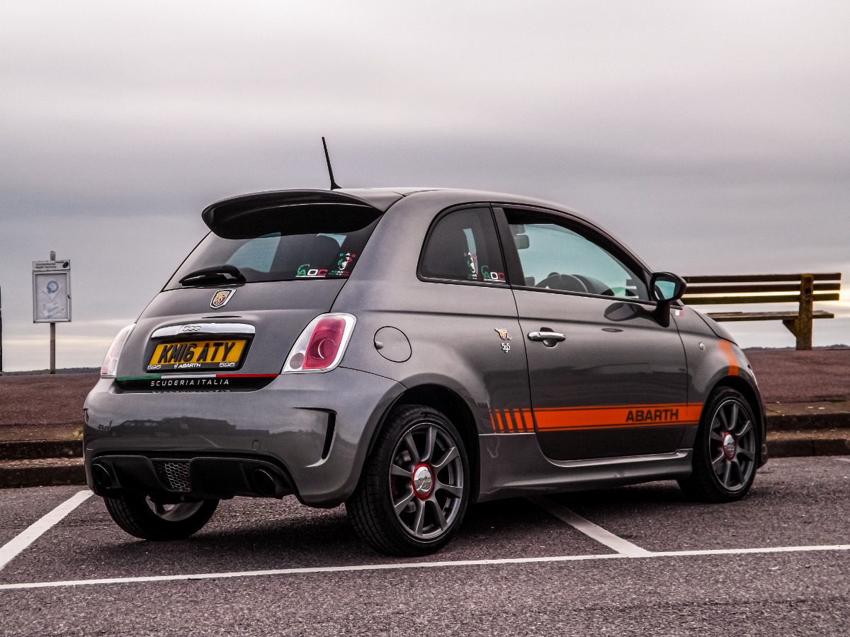 2016 Abarth 595 Image 2