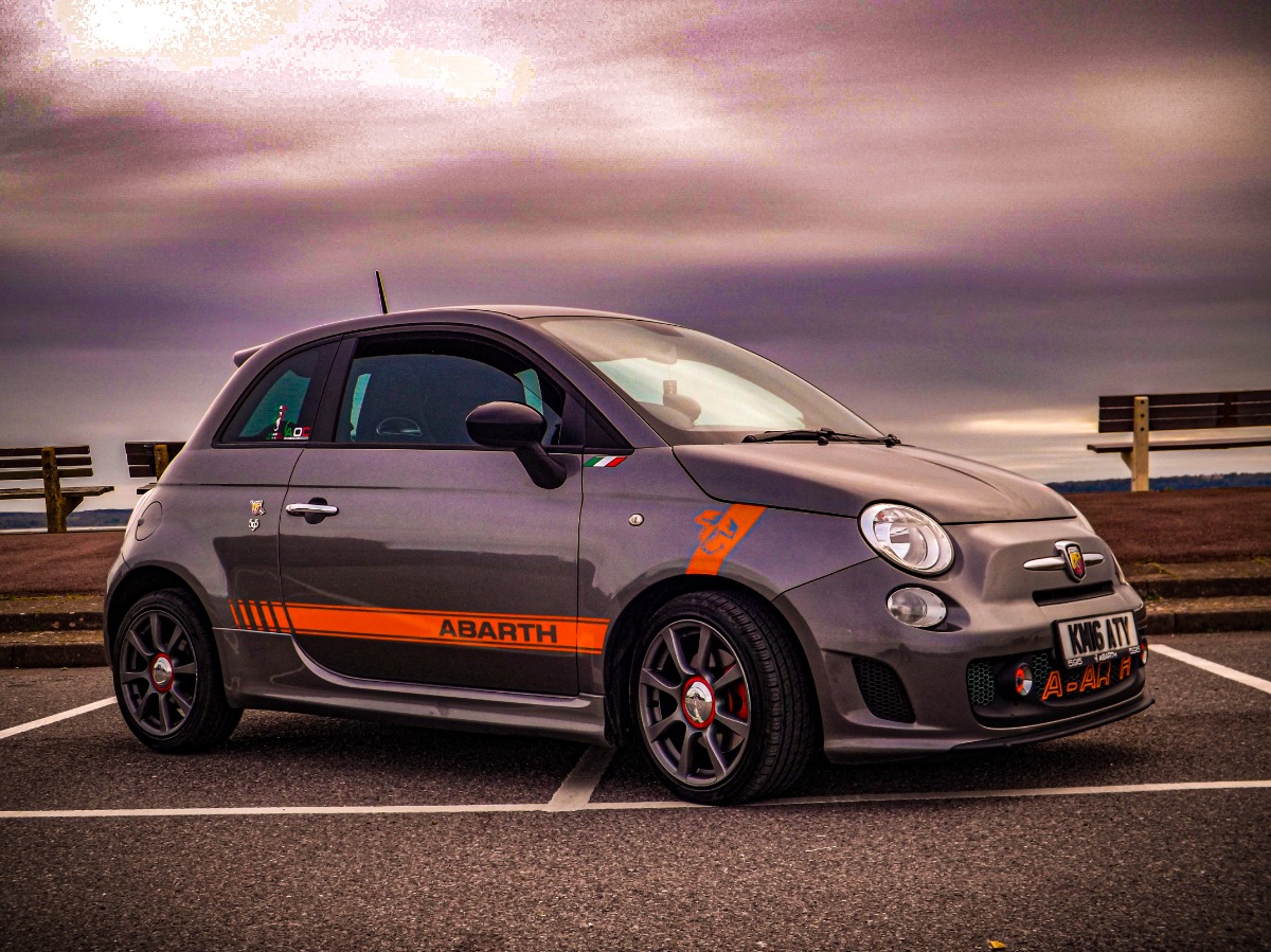 2016 Abarth 595 Image 1
