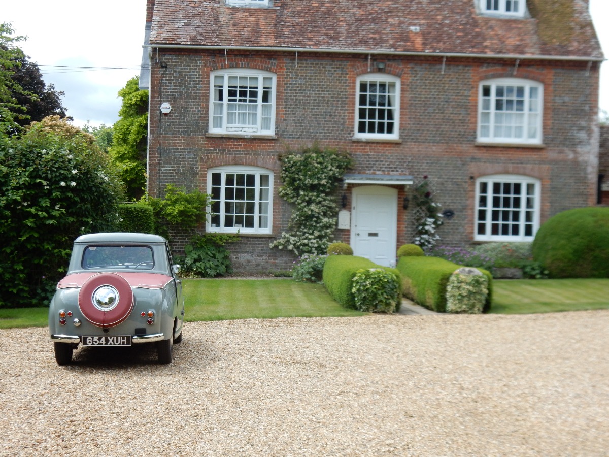 1957 Austin A35 Image 2