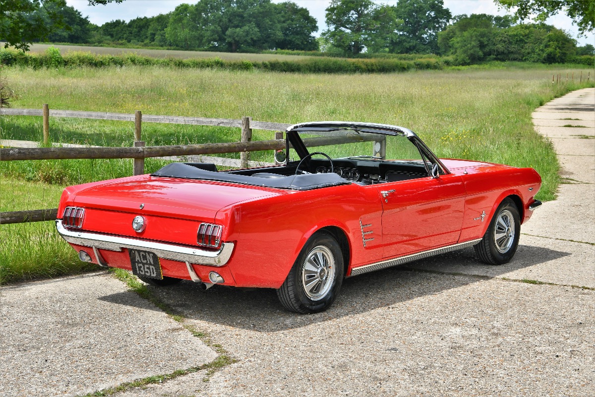 1966 Ford Mustang Image 2