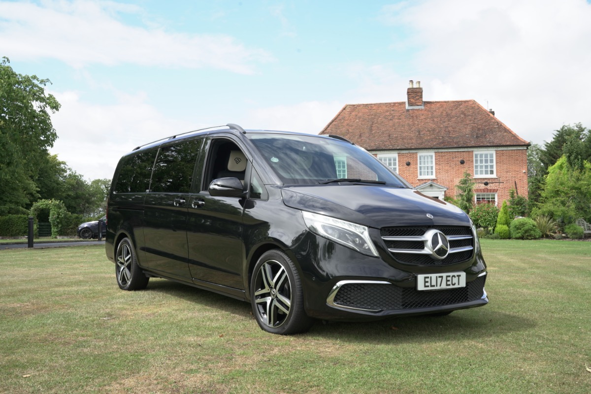 2021 Mercedes-Benz V-Class Image 1
