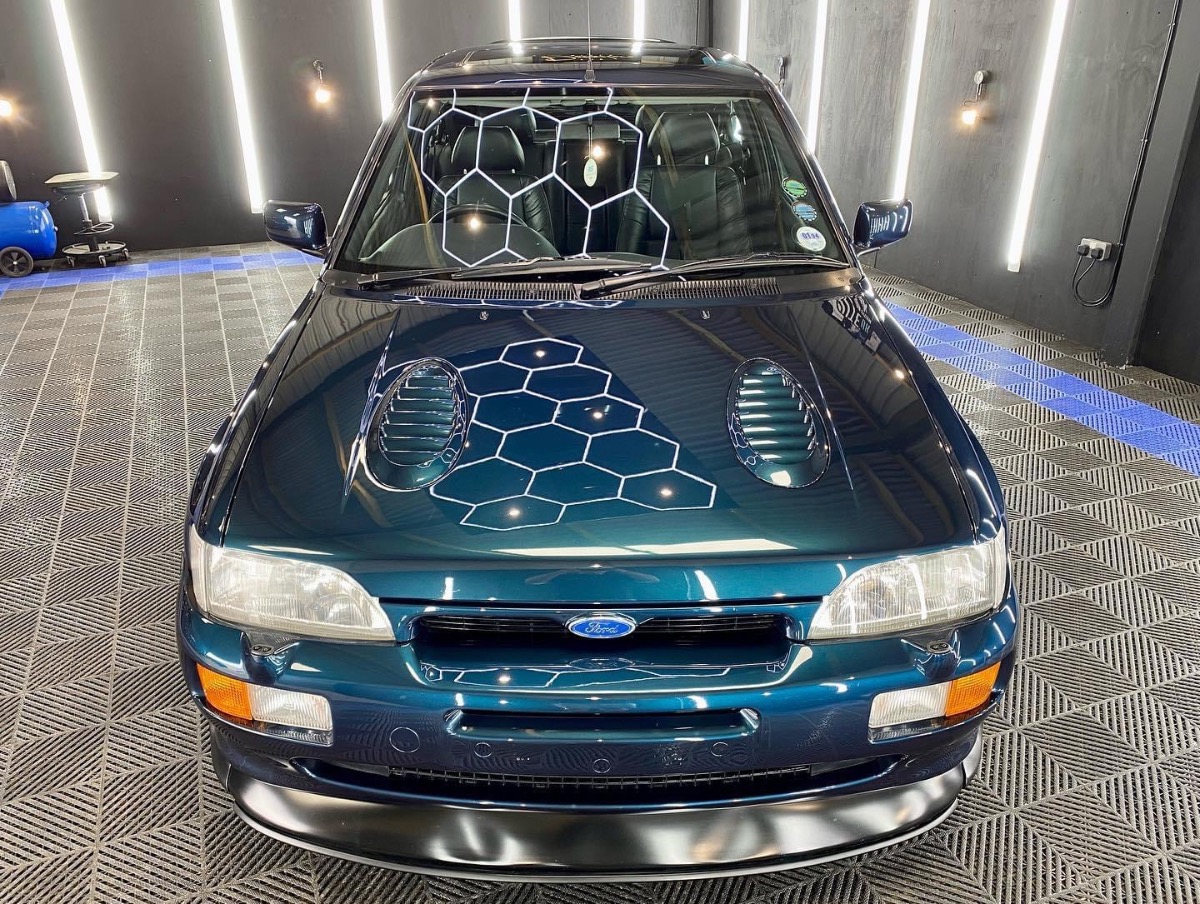 1992 Ford Escort Image 5