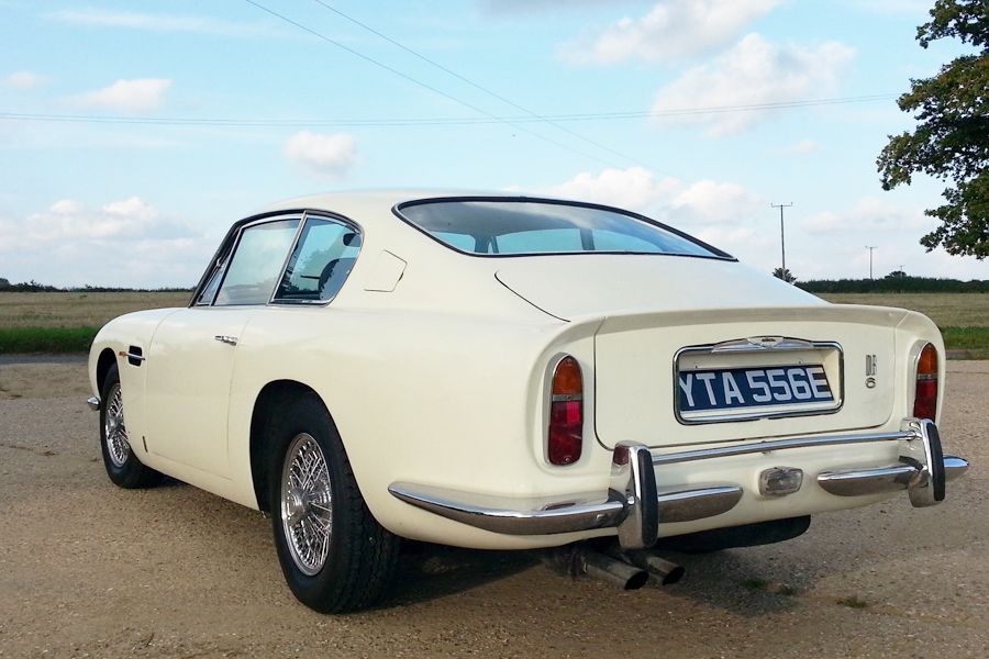 1966 Aston Martin DB6 Image 5